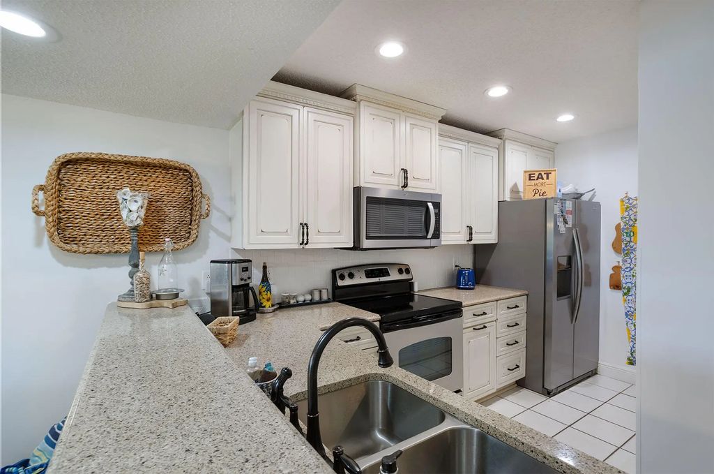 9 of 39 - 520 Richard Jackson Boulevard 1008, Panama City Beach, FL