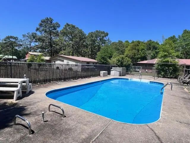 Photo of Listing #981623