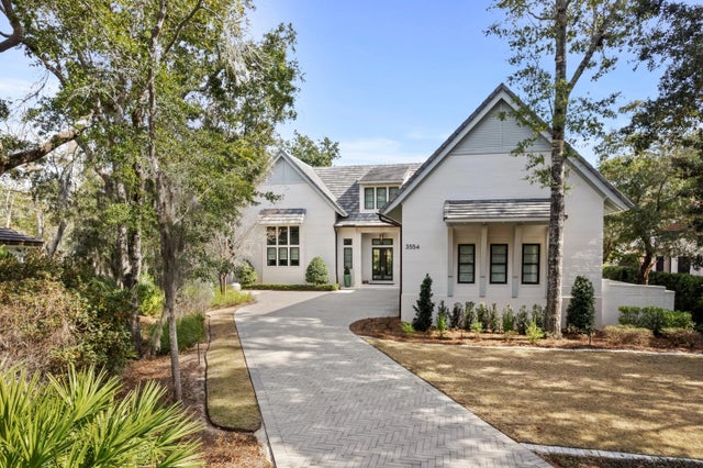 Photo of Listing #982357