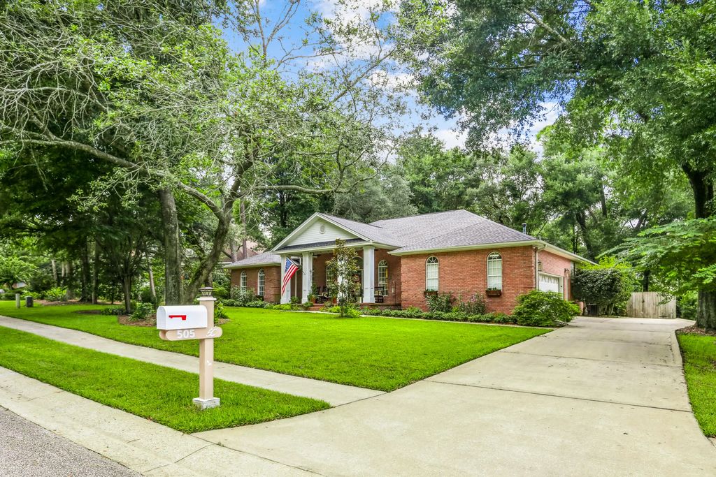 505 Blackwater Run, Niceville
