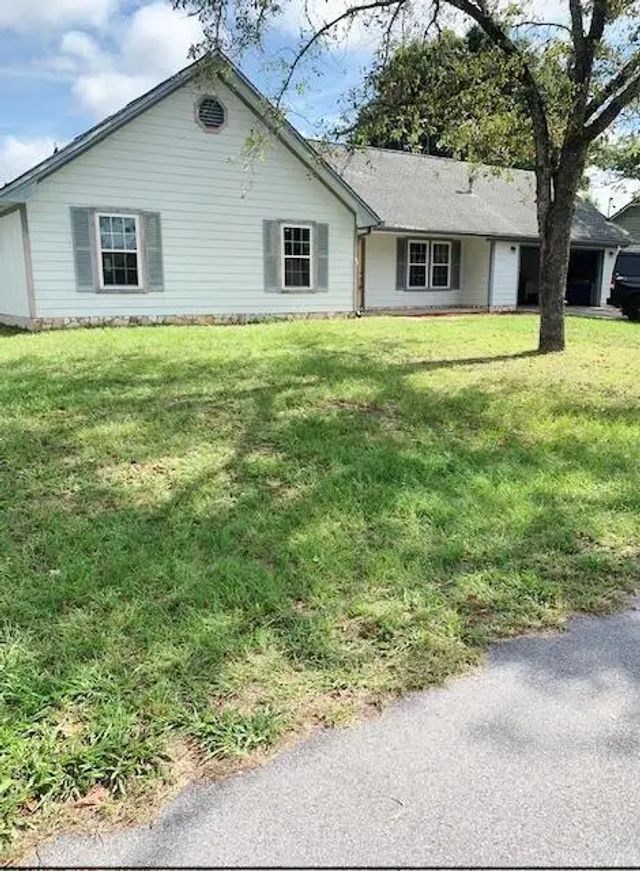Photo of Listing #981718