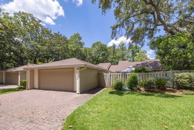 Photo of Listing #981901