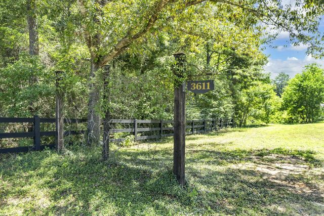Photo of Listing #982067