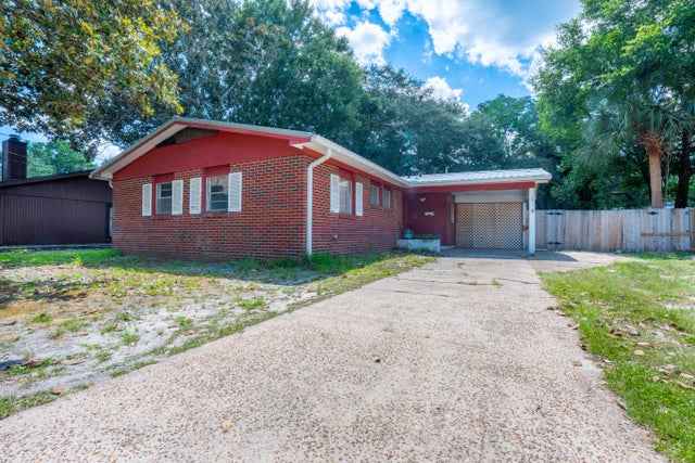 133 Nw Robinwood Drive, Fort Walton Beach