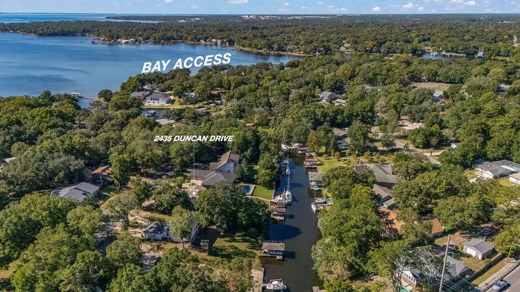 2435 Duncan Drive, Niceville