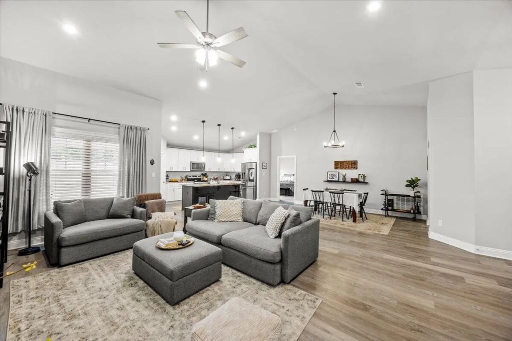 7438 Gordon Evans Road, Navarre