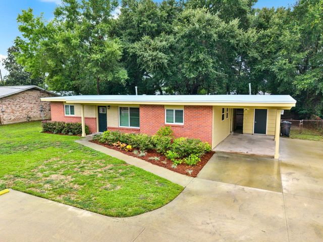 Photo of Listing #982542