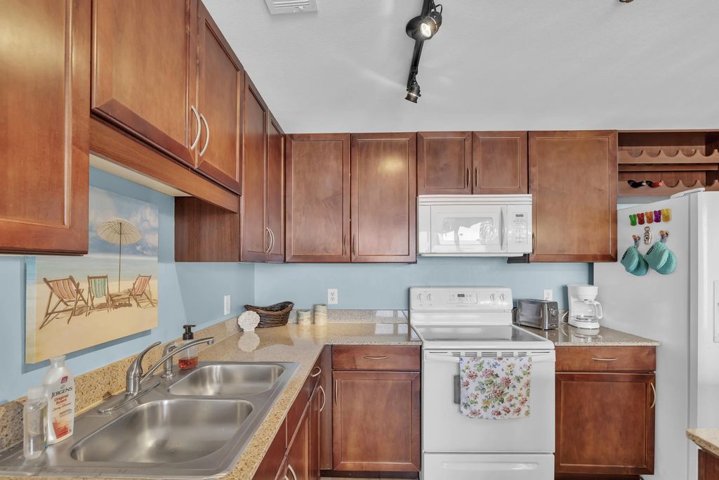 22 of 62 - 9860 S Thomas Drive 1304, Panama City Beach, FL