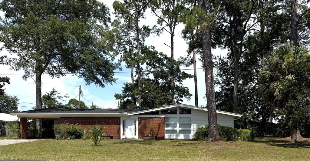 2203 Monument Avenue, Port St. Joe
