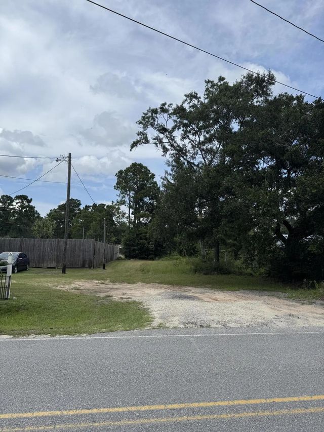 Photo of Listing #983277