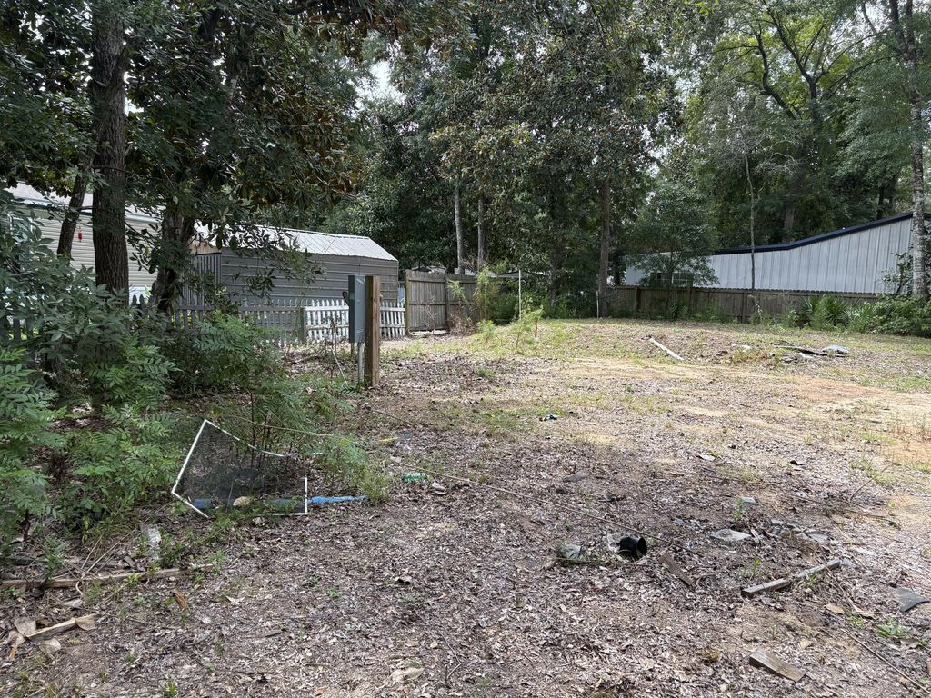 2 of 3 - 188 Palmetto Avenue, Freeport, FL