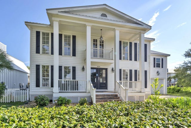 Photo of Listing #982880