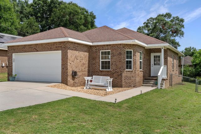 Photo of Listing #983495