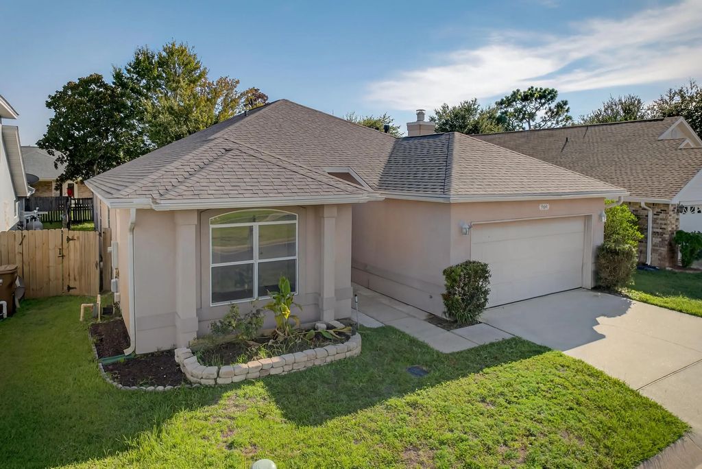 9641 Leeward Way, Navarre