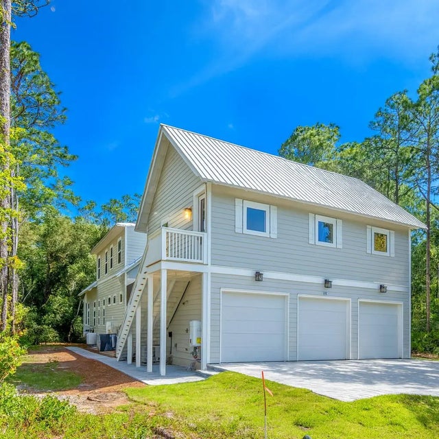 116 East Georgie, Point Washington