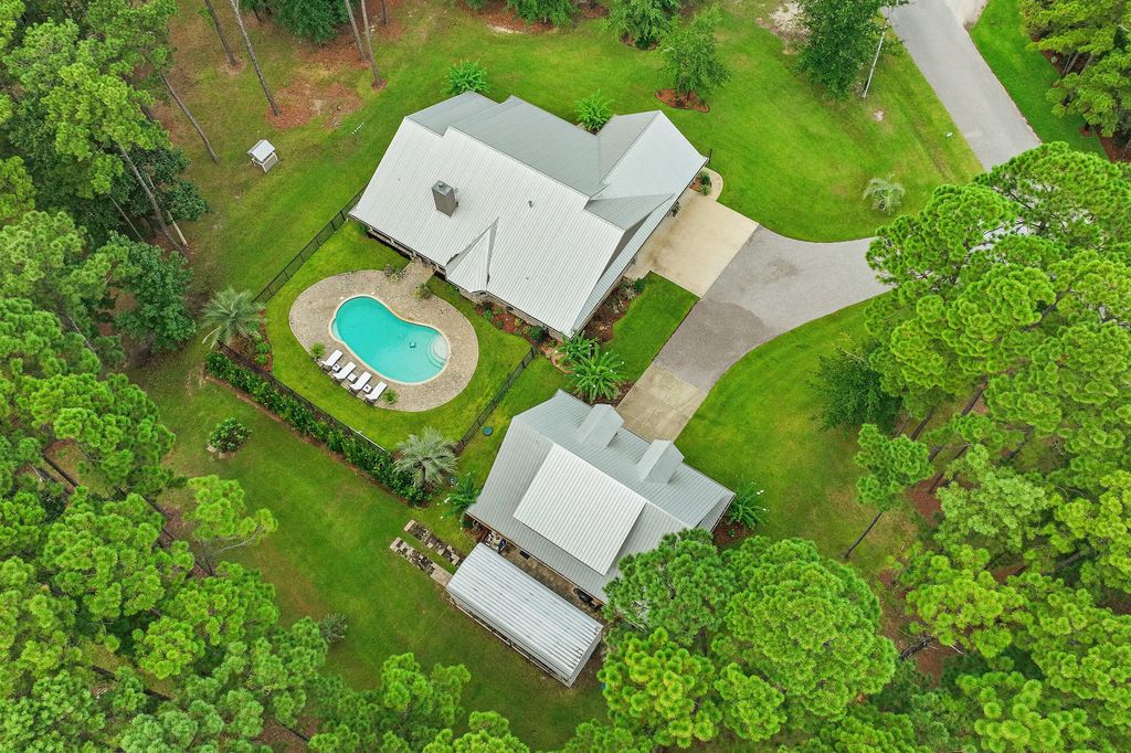 1479 Lagrange Road, Freeport