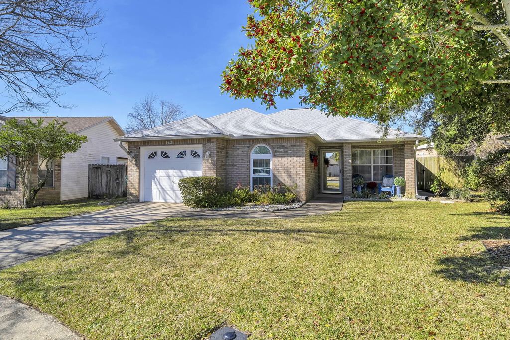 194 Lola Circle, Destin