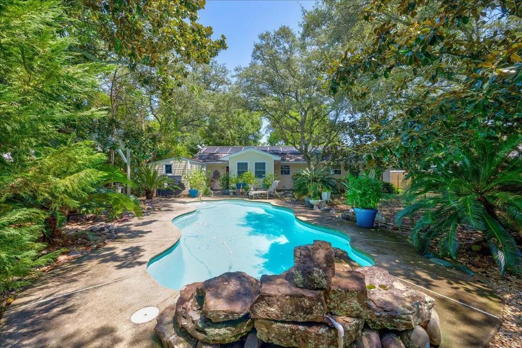 316 Kelly Street, Destin