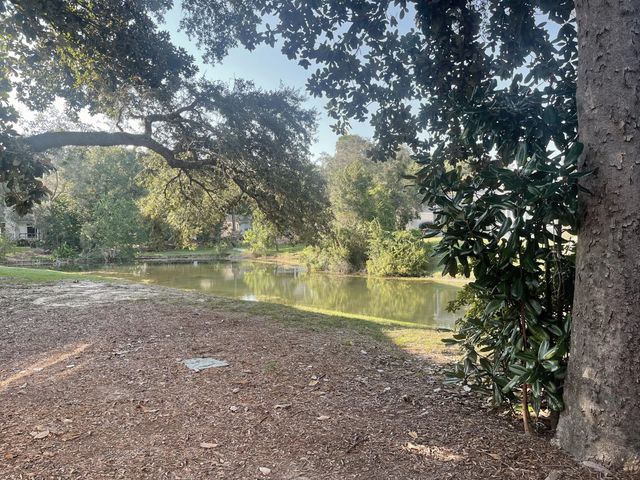 Photo of Listing #984056
