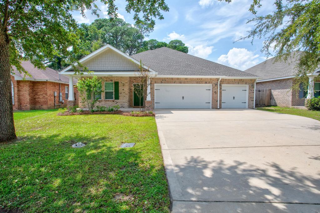 1756 Thomas Street, Niceville