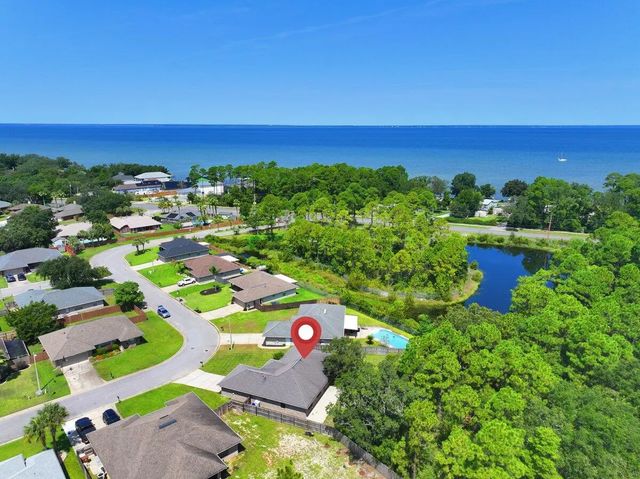 Photo of Listing #984236
