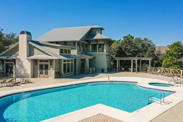 225 Turtle Cove, Panama City Beach.