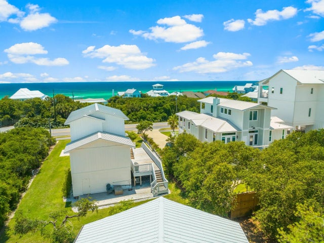 Photo of Listing #984479