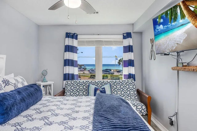 Photo of Listing #984504