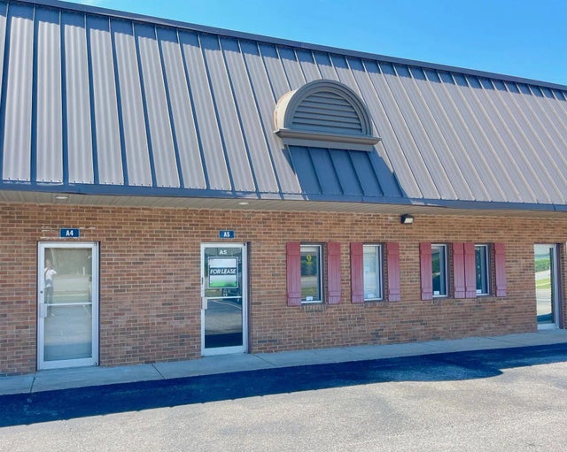 Photo of Listing #984590