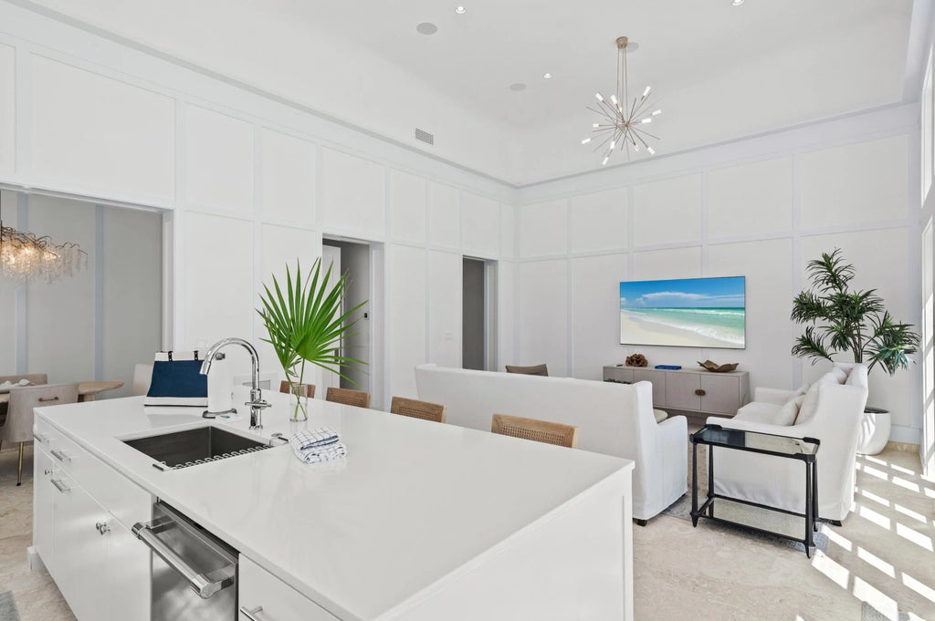 6 of 40 - 50 Sea Garden Street, Alys Beach, FL