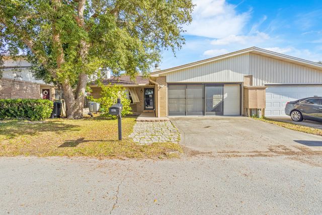 Photo of Listing #984815