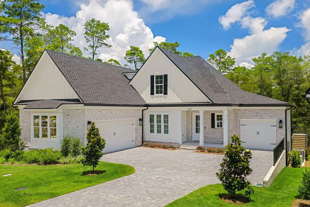 227 Foxglove Run, Niceville