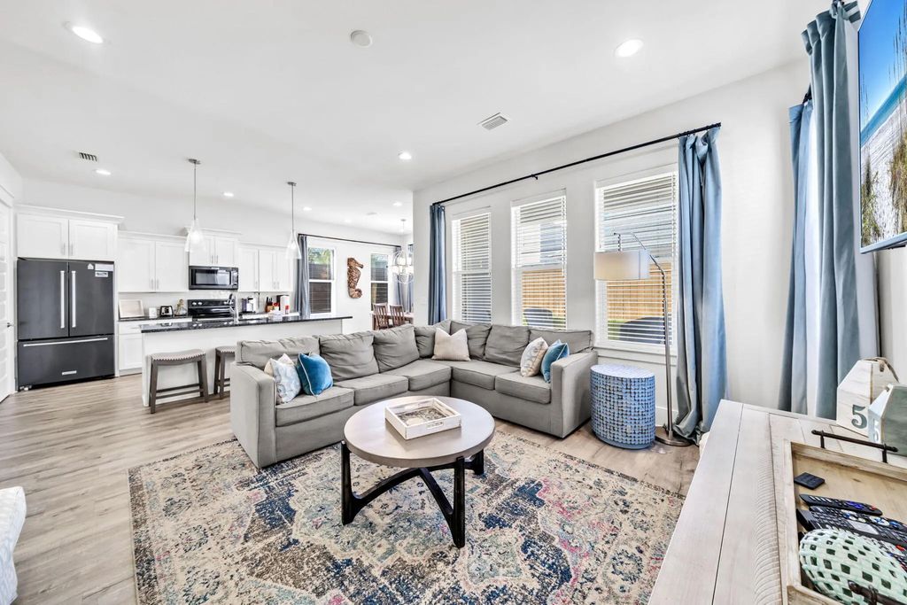 274 Lakeland Drive, Miramar Beach