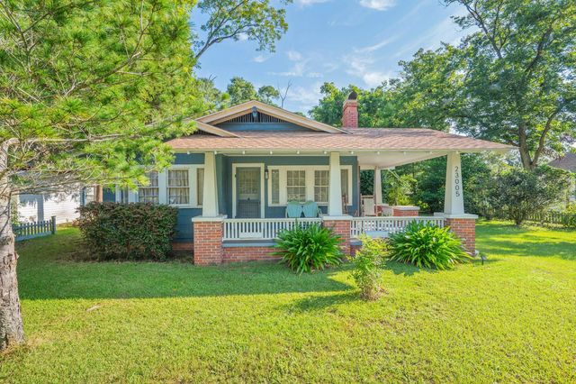 Photo of Listing #985005