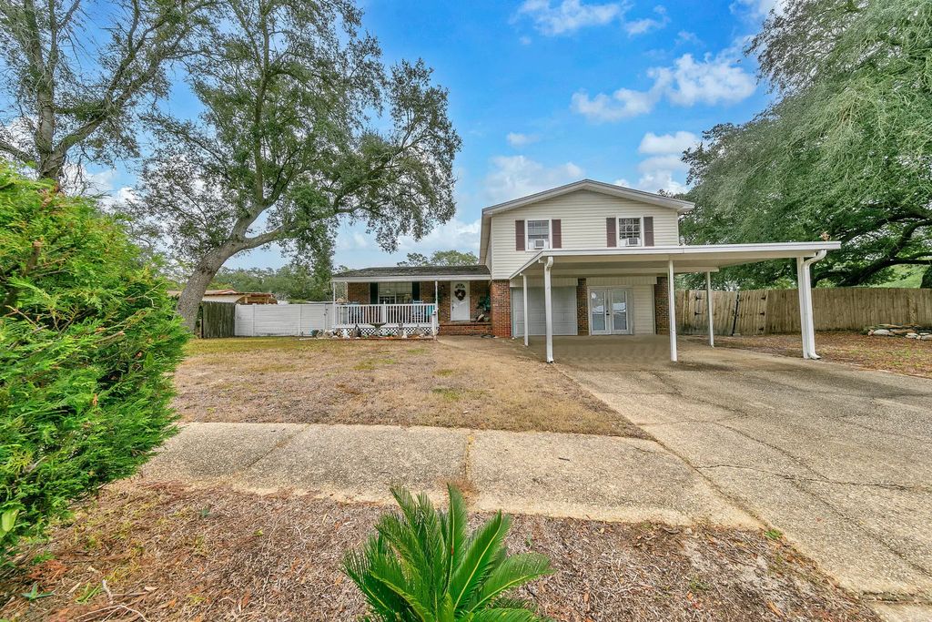 701 Trowbridge Avenue, Fort Walton Beach
