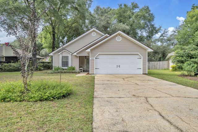 Photo of Listing #985277