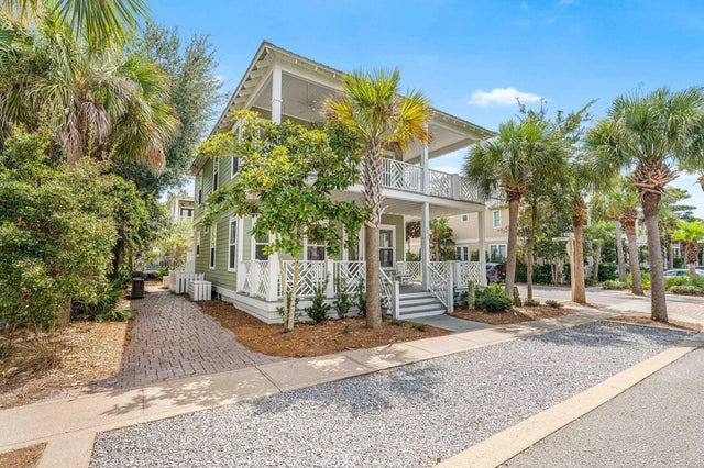 Photo of Listing #985118