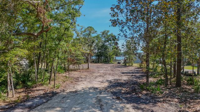 Photo of Listing #985183
