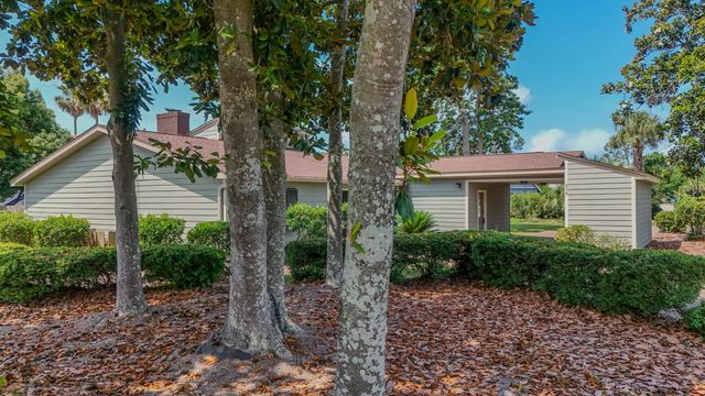 Photo of Listing #985175