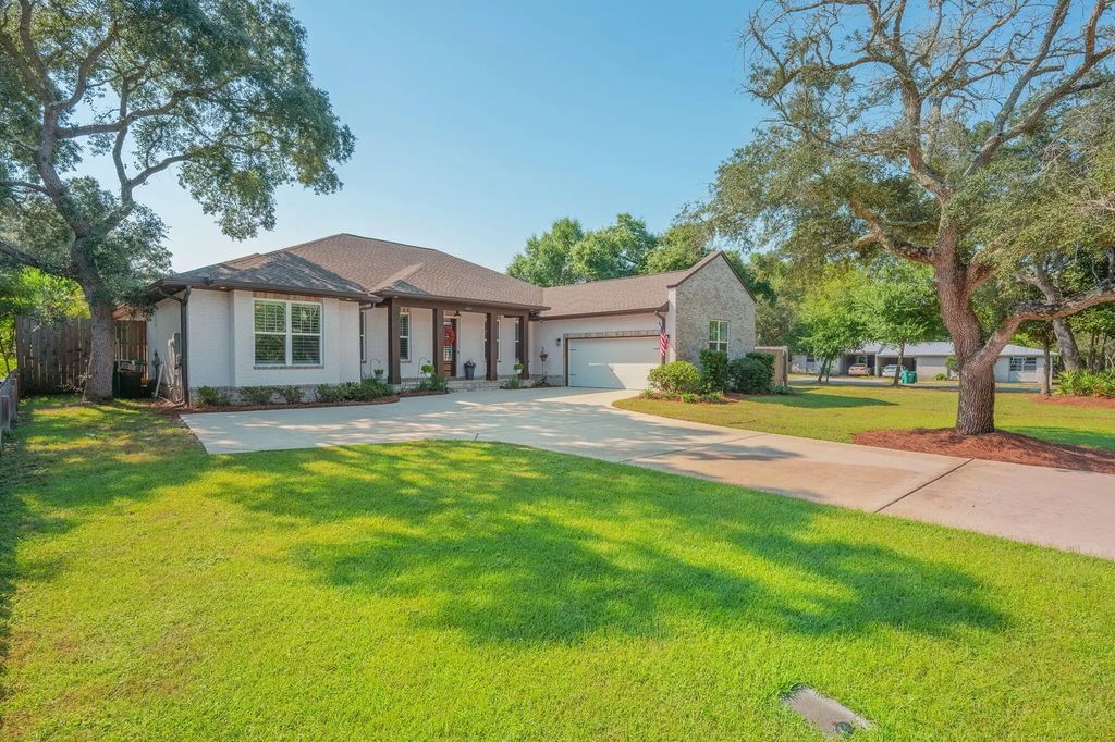 400 Calhoun Avenue, Destin