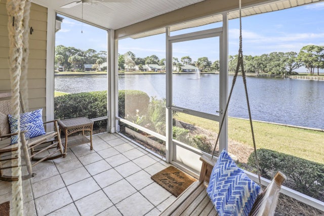 Photo of Listing #985255