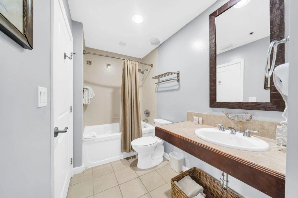 28 of 98 - 5000 S Sandestin Boulevard Unit 6302 And 6304, Miramar Beach, FL