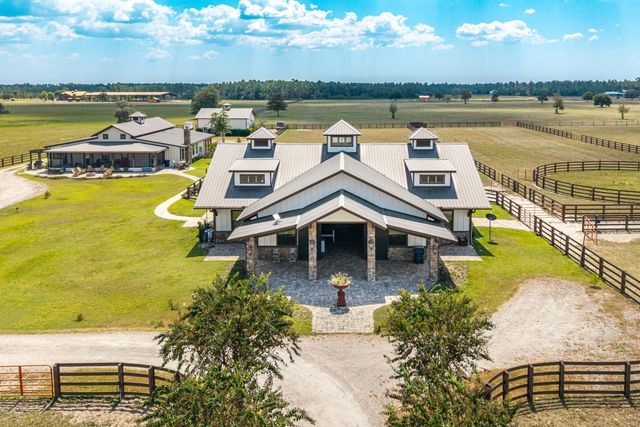 Photo of Listing #985796