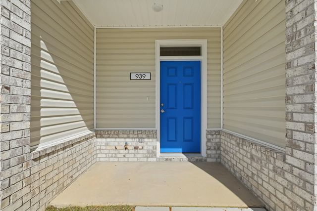 Photo of Listing #985495