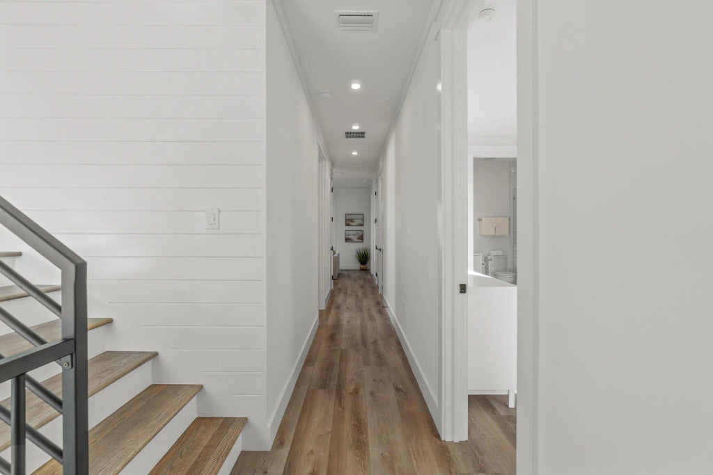 39 of 93 - 12 N Payne Street, Miramar Beach, FL