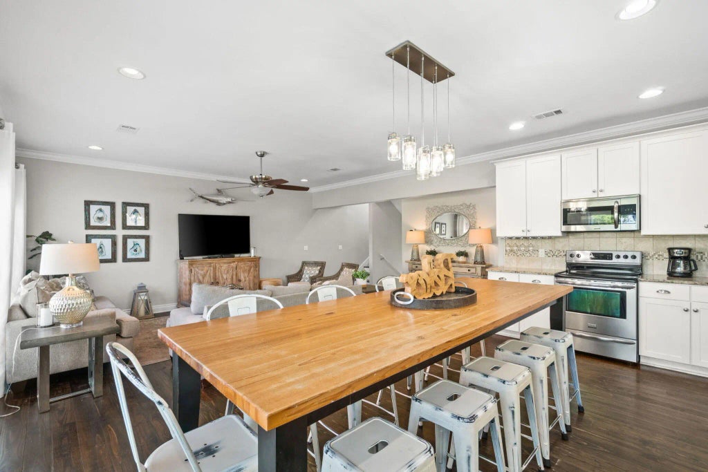 13 of 79 - 29 S Payne Street, Miramar Beach, FL