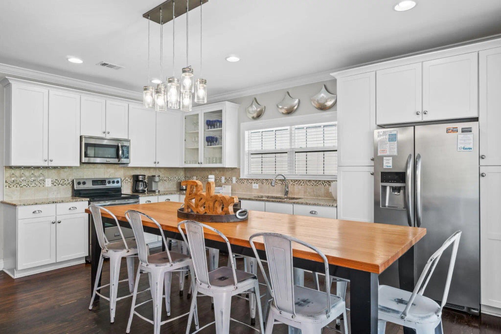 8 of 79 - 29 S Payne Street, Miramar Beach, FL