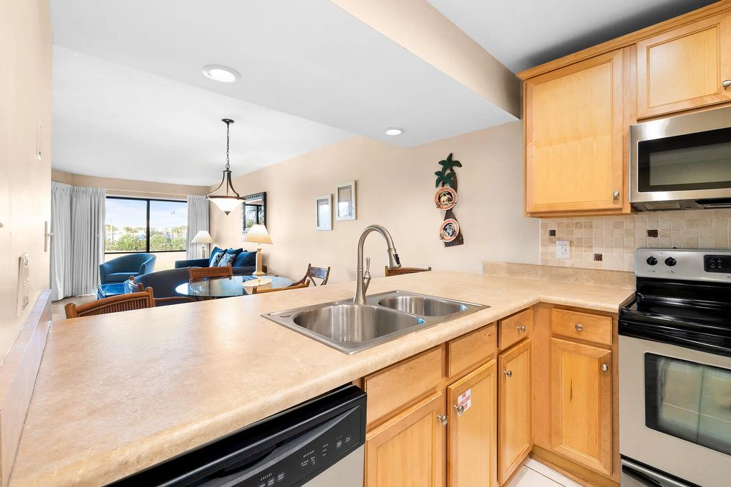 11 of 34 - 520 N Richard Jackson Boulevard Unit 1410, Panama City Beach, FL