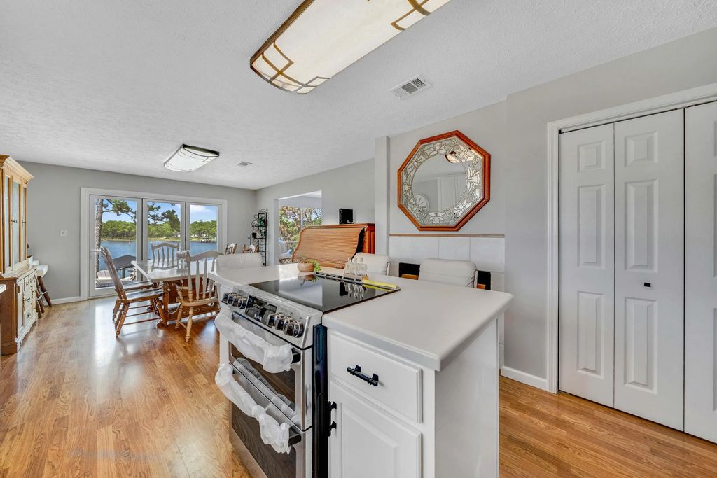 22 of 42 - 21926 Lakeview Drive, Panama City Beach, FL