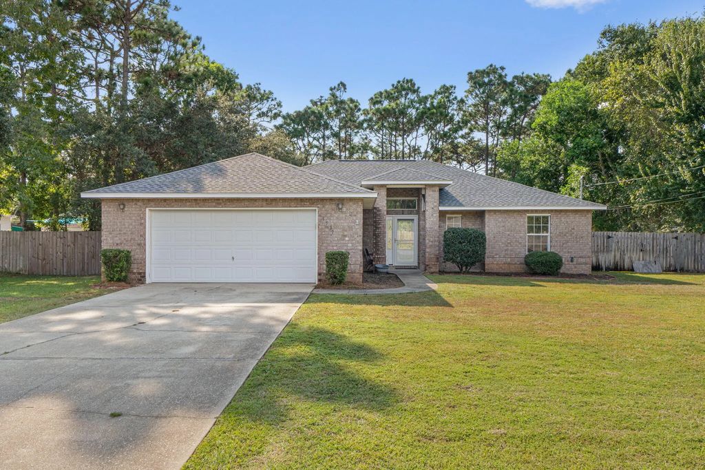1939 Anchor Drive, Navarre
